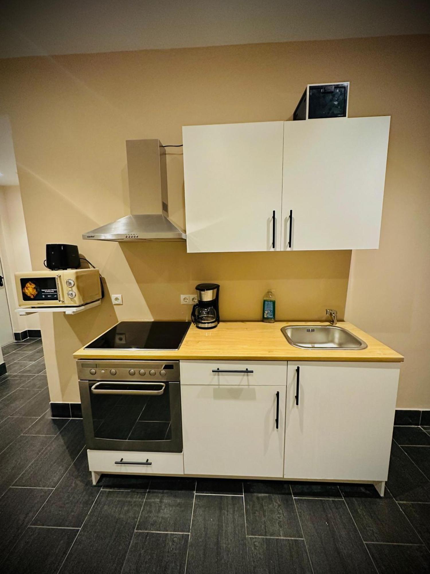 4-br Apt, Ideal For Groups, 6-min To Stadthalle *